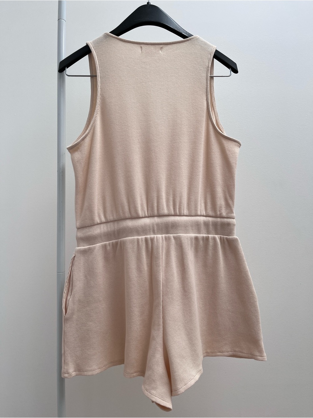 Lovers and Friends easy breezy romper M ivory waffle knit sleeveless v-neck USA - Picture 8 of 10